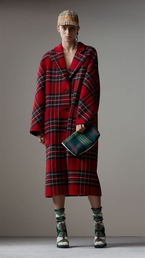 manteau tartan burberry|Burberry tartan plaid.